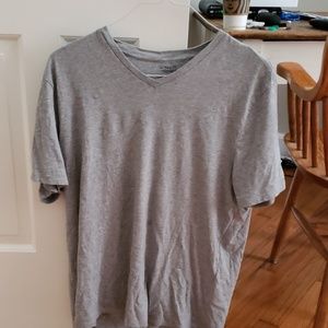 Vince PIMA Cotton V Cut